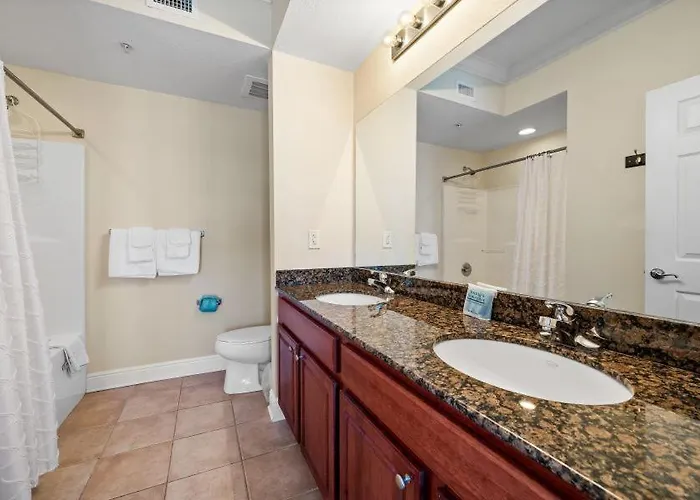 Crystal Tower 1907 By Youngs Suncoast Apartment *